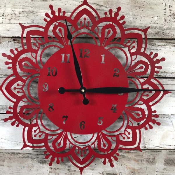 Vintage Metal Clock - Countryside Cuts